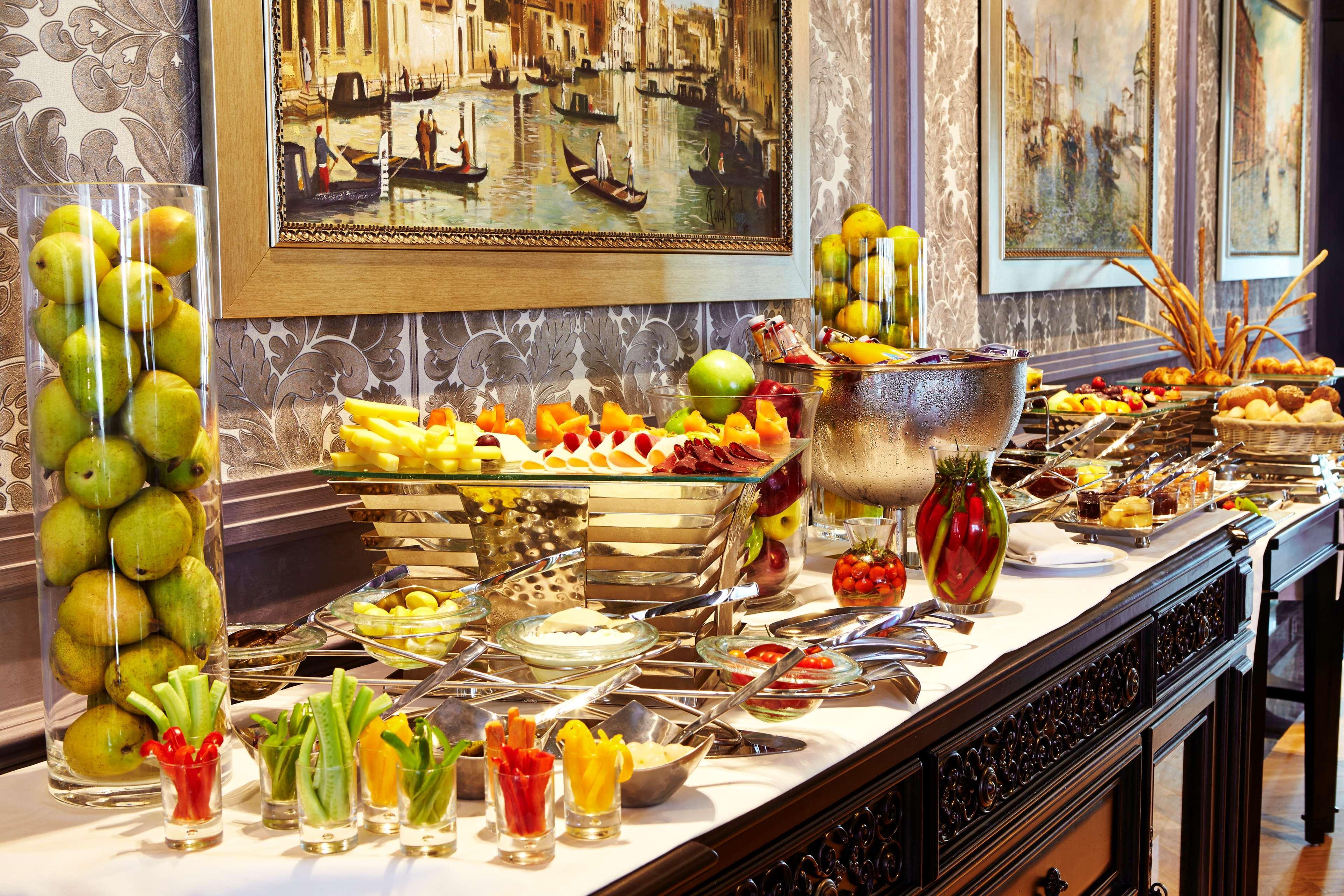 Hotel Royal Maxim Palace Kempinski Cairo